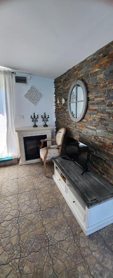Morii Lake Pool Villa Bucureşti Eksteriør bilde