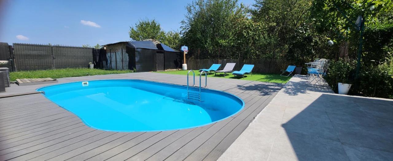 Morii Lake Pool Villa Bucureşti Eksteriør bilde