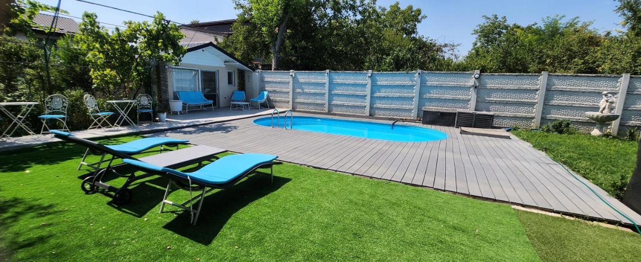 Morii Lake Pool Villa Bucureşti Eksteriør bilde