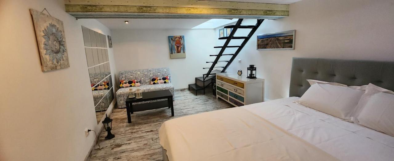 Morii Lake Pool Villa Bucureşti Eksteriør bilde